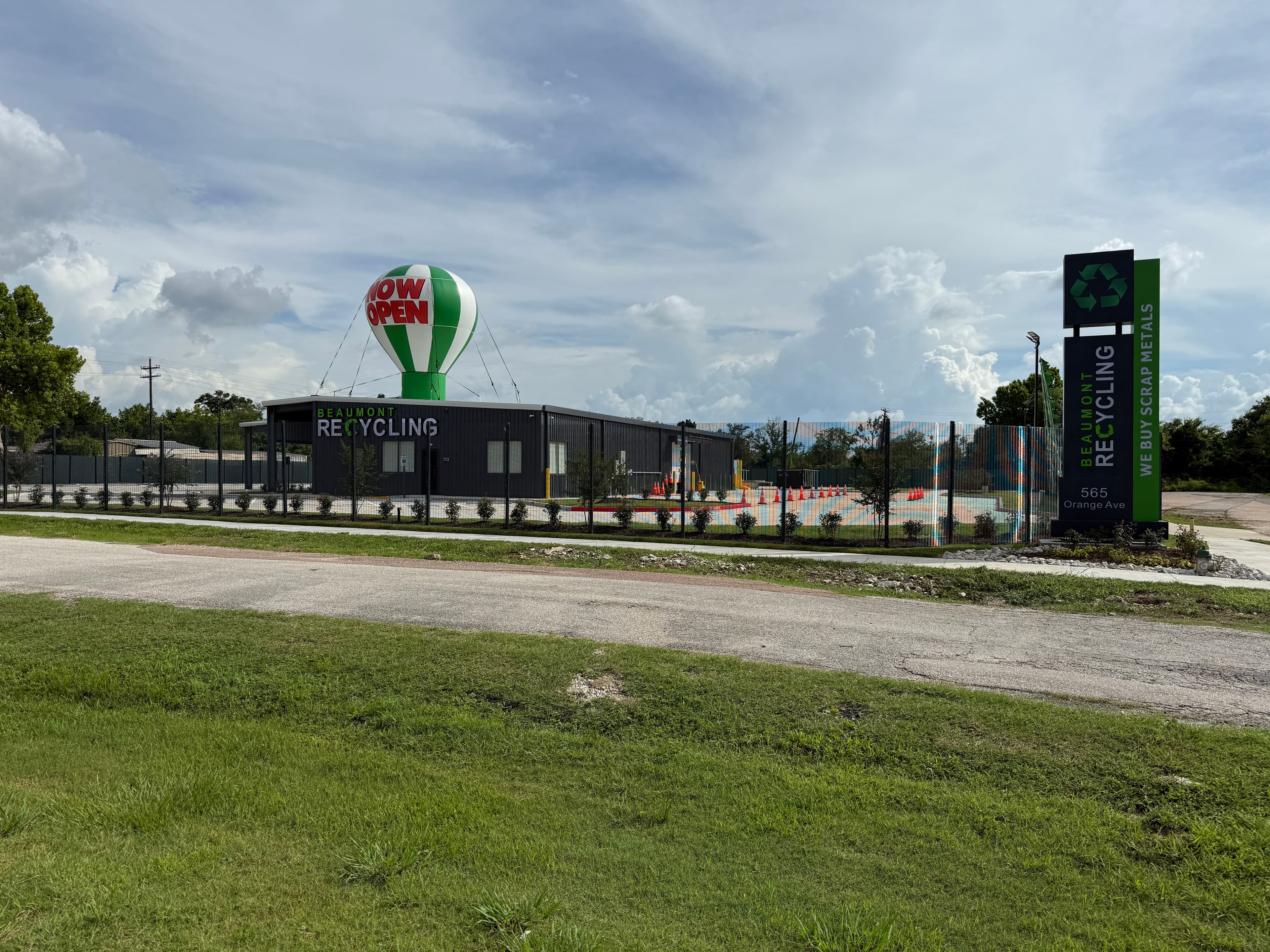 Wide view of the Beaumont Recycling facility